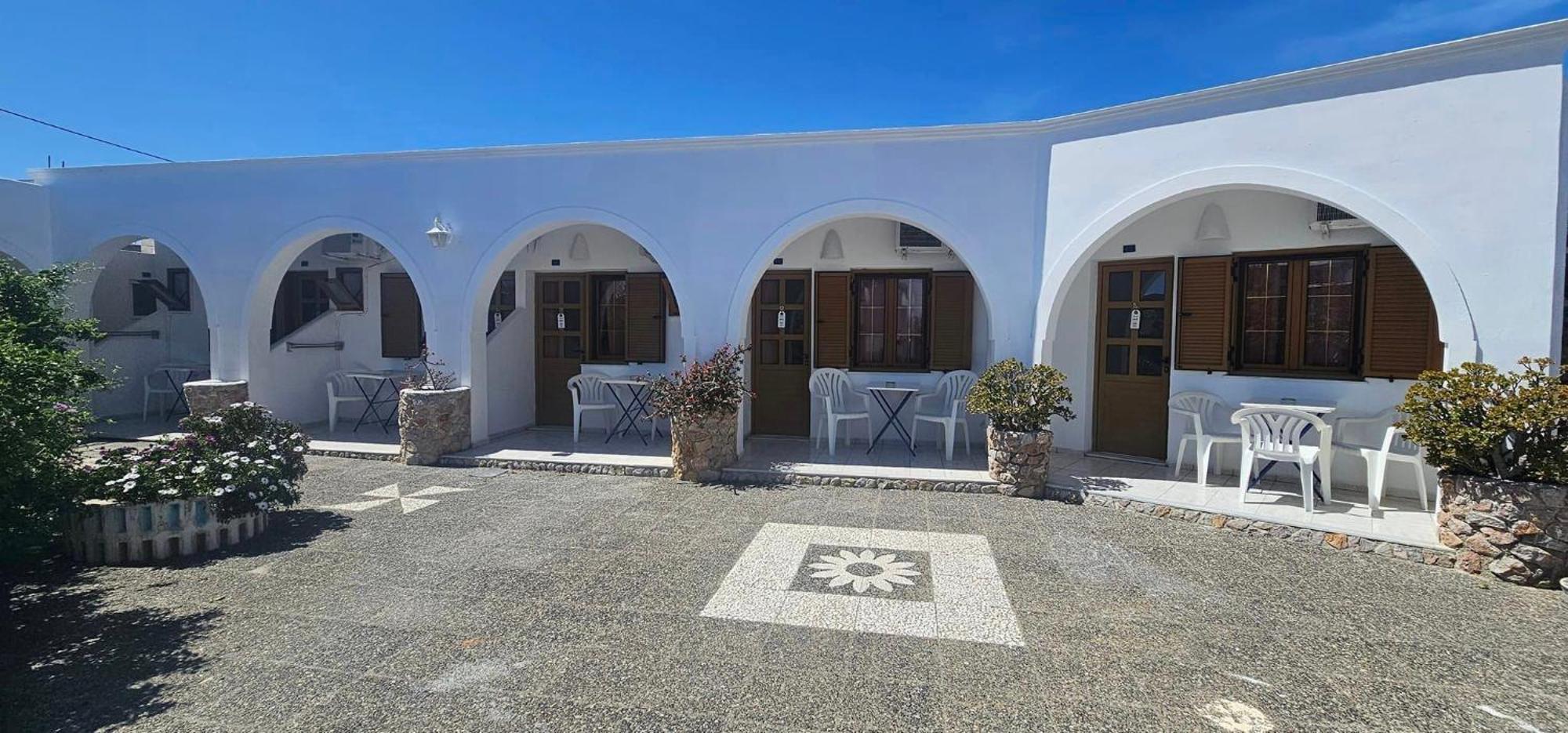 Hotel Palladion カルテラドス エクステリア 写真